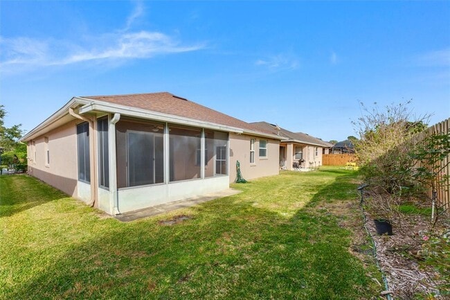 Building Photo - 207 Little Creek Ln