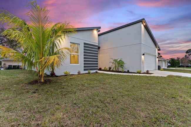 Building Photo - 1482 Gardenside Cir