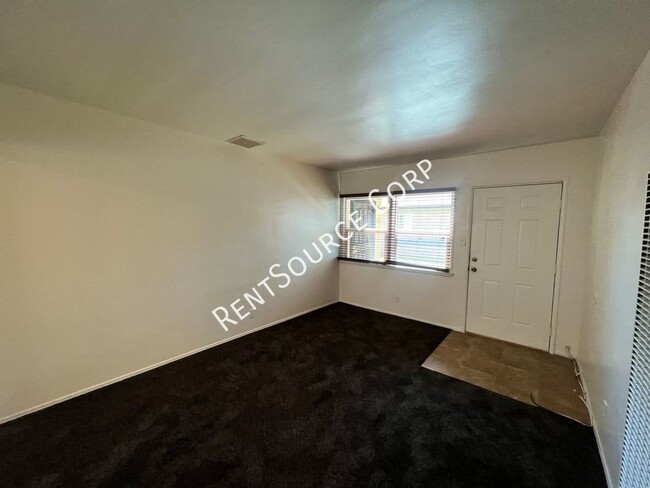 1 Bedroom Single Story Condo for Rent in P... - 268 E Ave Q7 Palmdale ...