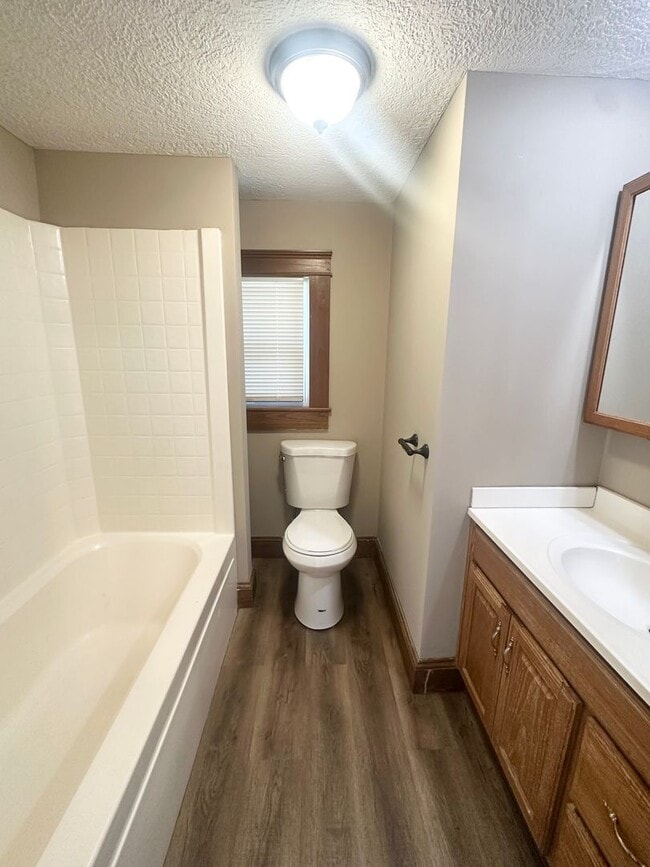 Building Photo - Charming 2 Bedroom, 1 Bathroom Home for Rent!