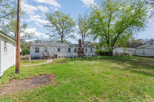 Building Photo - 7800 Schelhorn Rd