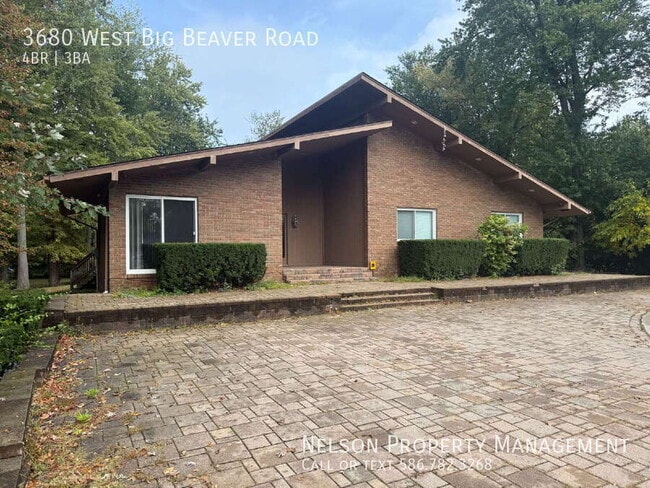 Primary Photo - 3680 W Big Beaver Rd