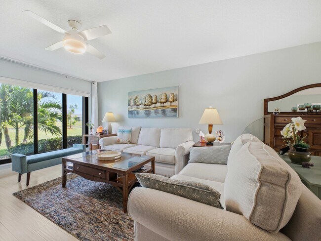 Building Photo - 5800 Princess Palm Ct