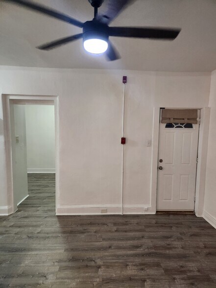 Building Photo - 4531 Springfield Ave