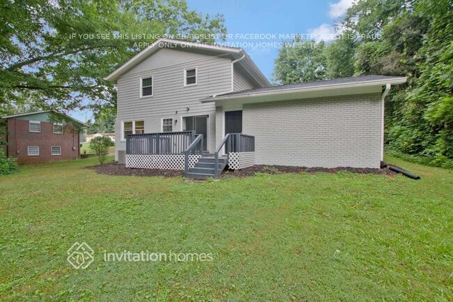 Building Photo - 4600 Timrose Rd NW