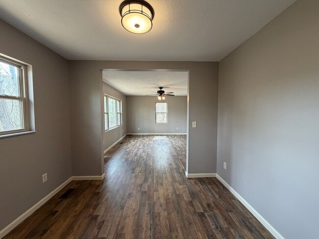 Building Photo - East AVL - Ready now! Big Basement!