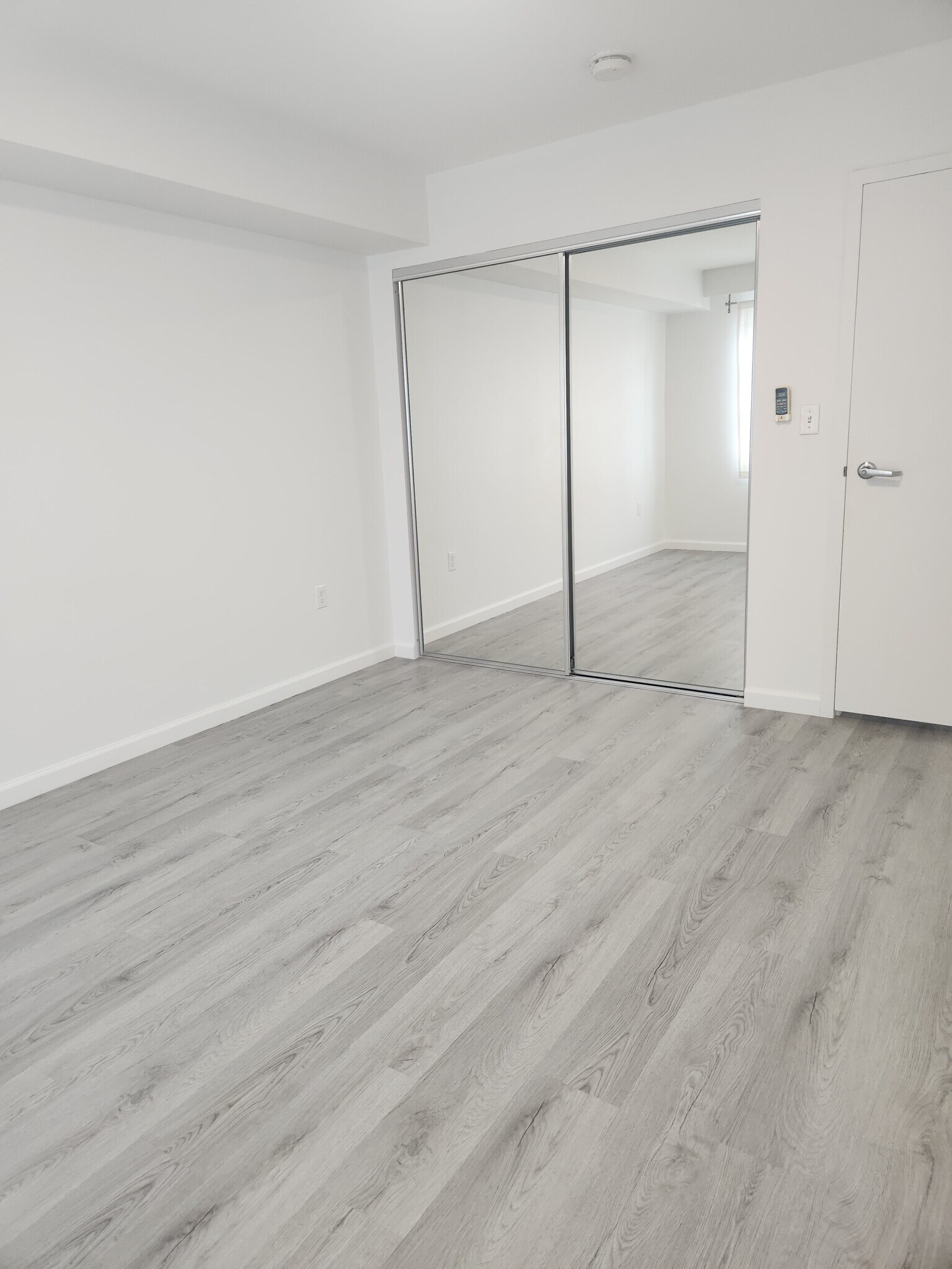 Building Photo - 801 South St