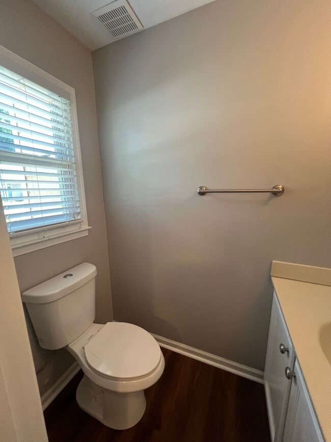 Building Photo - 4460 Roller Ct