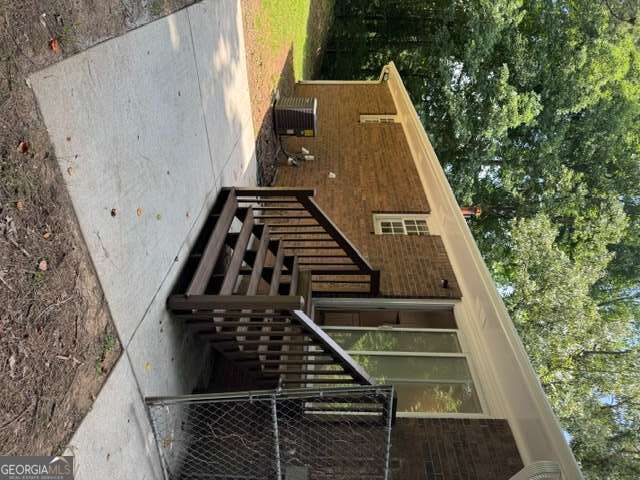 Building Photo - 3970 Terrace Dr