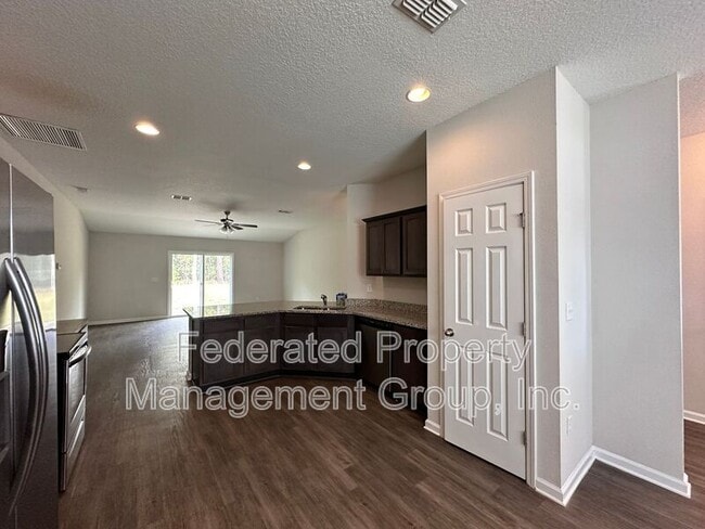 Building Photo - 3460 Belfort Rd