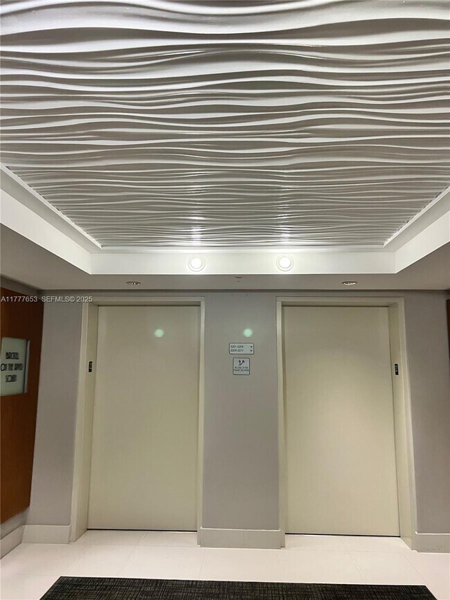 Building Photo - 41 SE 5th St