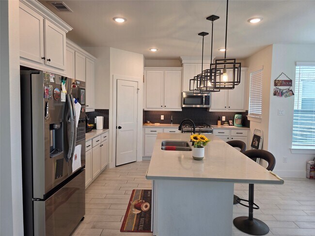 Building Photo - 18710 Colorado River Ln