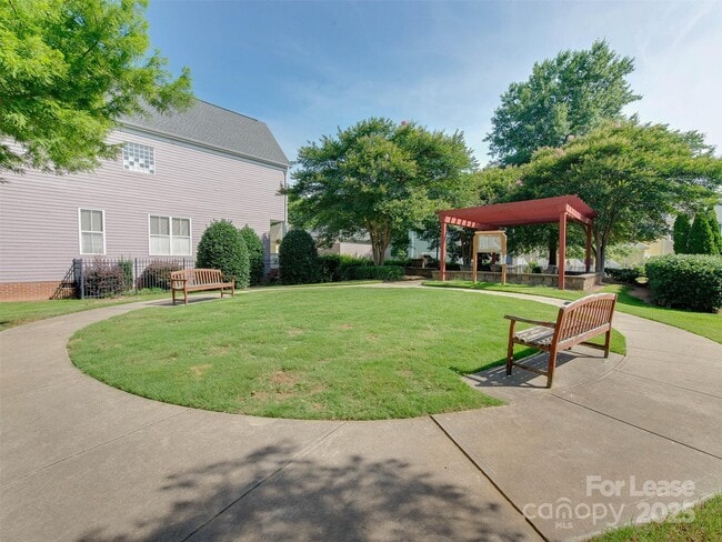 Building Photo - 1834 Lela Avenue