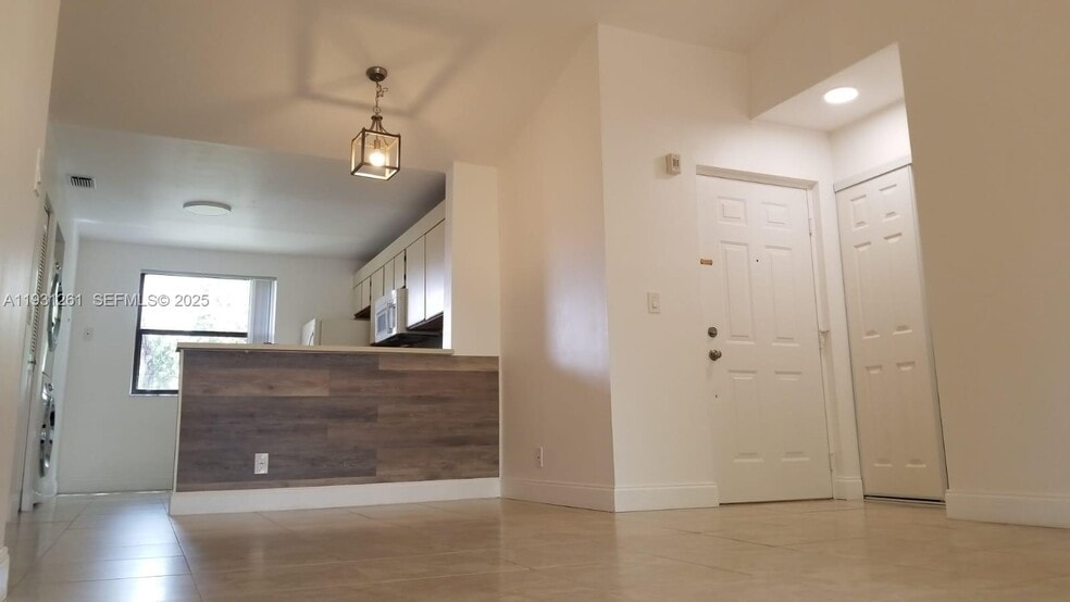 Building Photo - 3811 NW 91st Ter