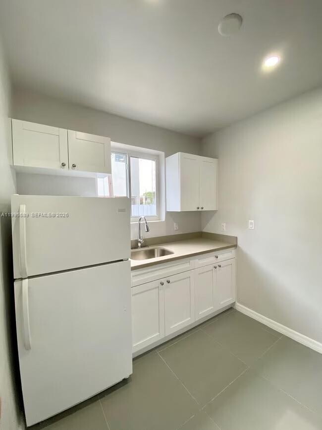 Building Photo - 60 NE 78th St