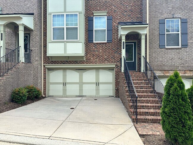 Building Photo - 3 bedroom 3 bath  Townhouse in Cobblestone...