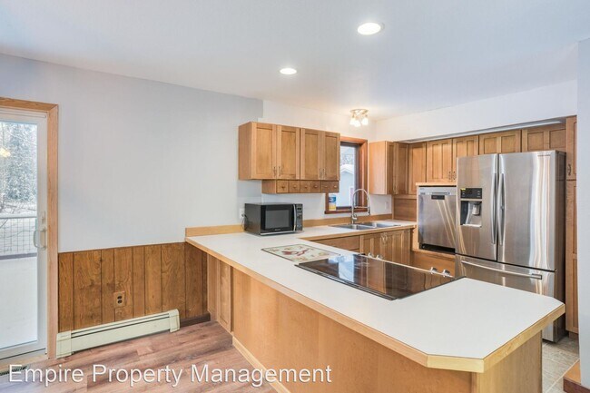 Building Photo - 5 br, 2.5 bath House - 2633 Diamond Street