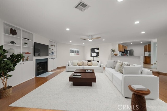 Building Photo - 5229 E Walkerton St