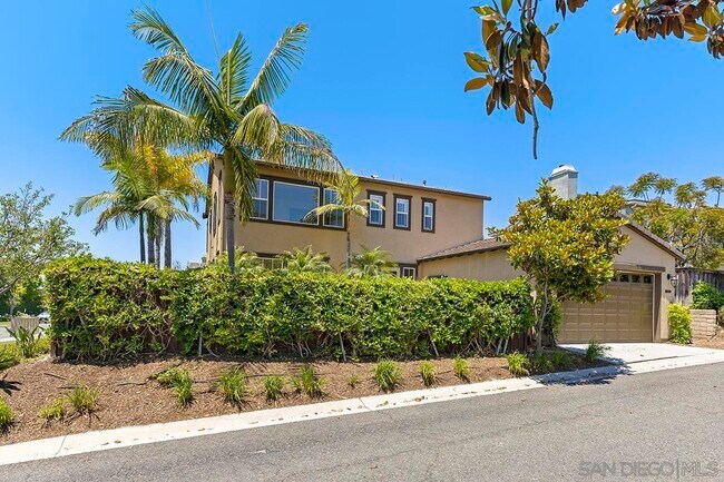 Building Photo - 6338 Huntington Dr
