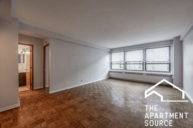 Primary Photo - 4180 N Marine Dr