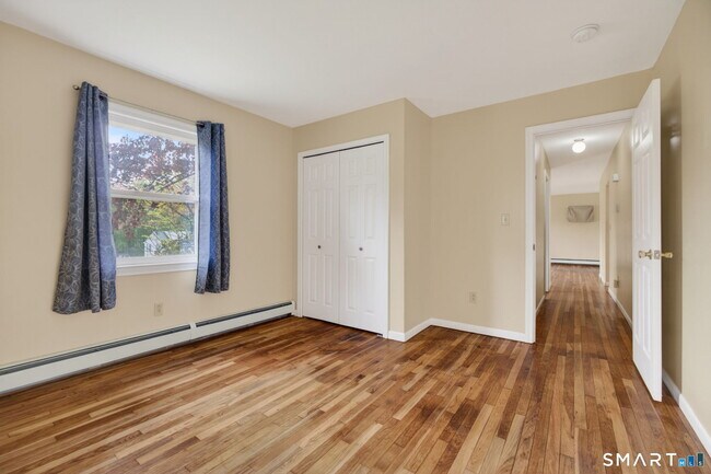 Building Photo - 121 Cherry Hill Rd
