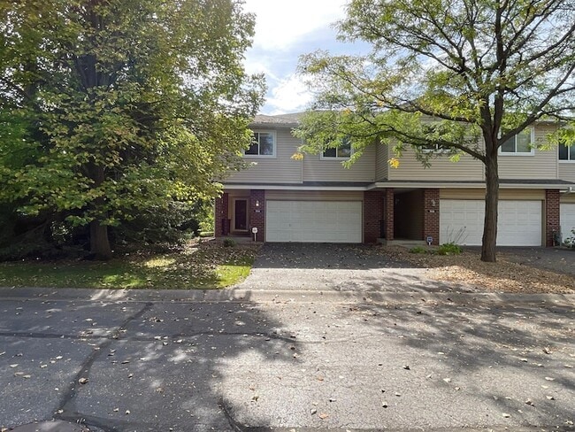 Building Photo - 7414 Bolton Way