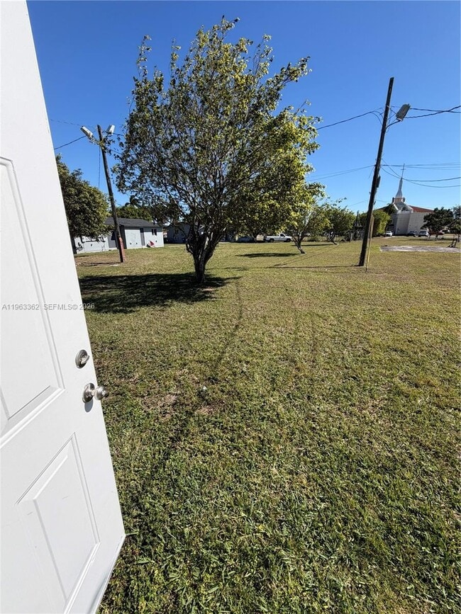 Building Photo - 14425-1442 Booker T Washington Blvd