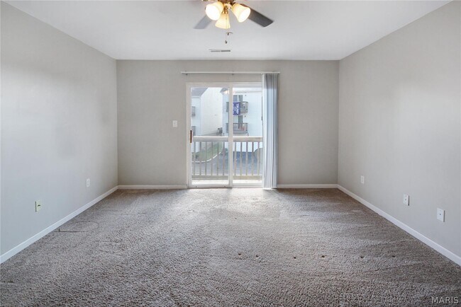 Building Photo - 327 Stonewall Creek Dr