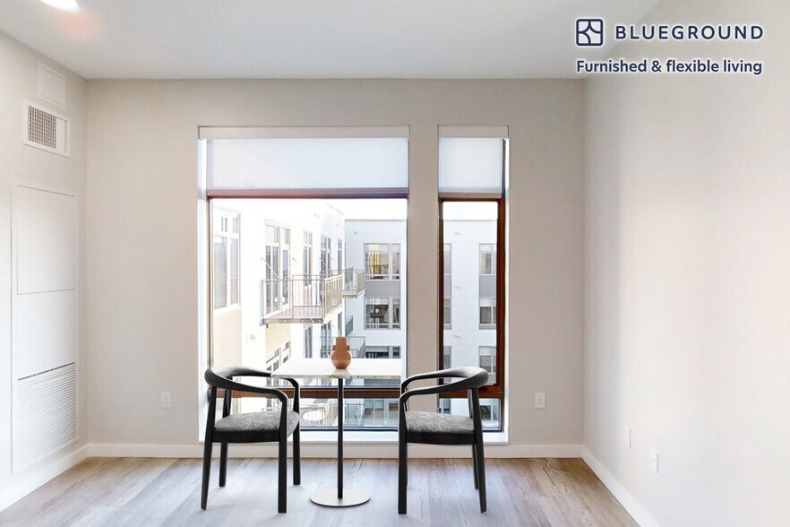 Building Photo - 20 Fourth Avenue-SI ID3610A