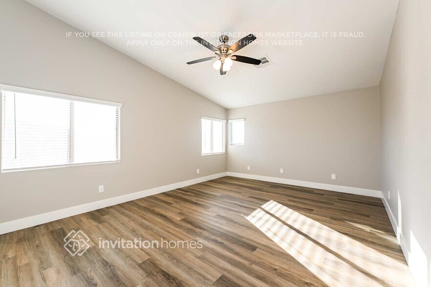 Building Photo - 4944 Teal Petals St