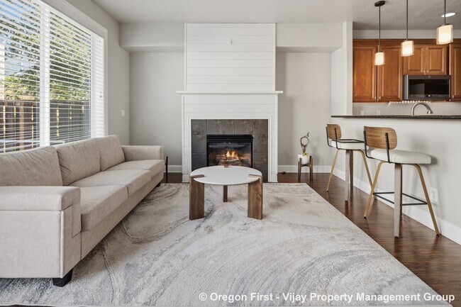 Building Photo - 17147 SW Berkeley Ln