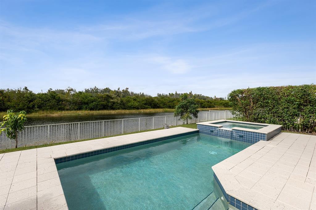 Building Photo - 2755 SW 165th Ave