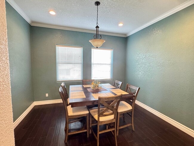 Building Photo - 130 Ridge Dr