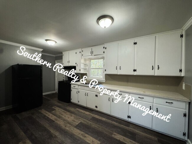 Building Photo - 1114 Druid Hills Dr