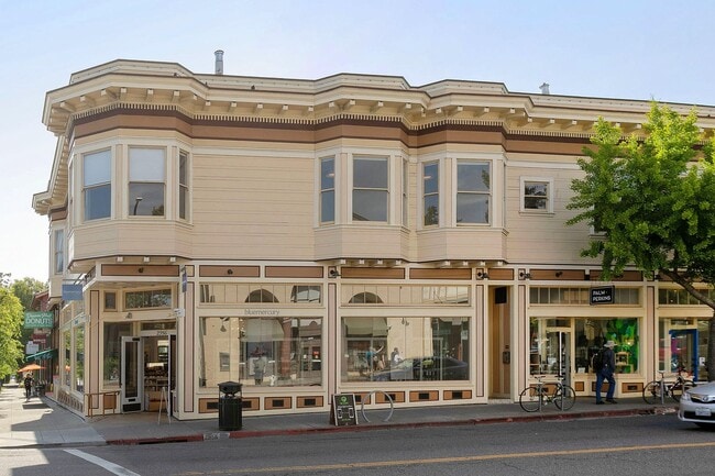 Primary Photo - Available 2 Bedroom Unit In The Elmwood!