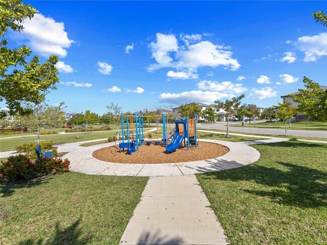 Building Photo - 28562 SW 134th Ct