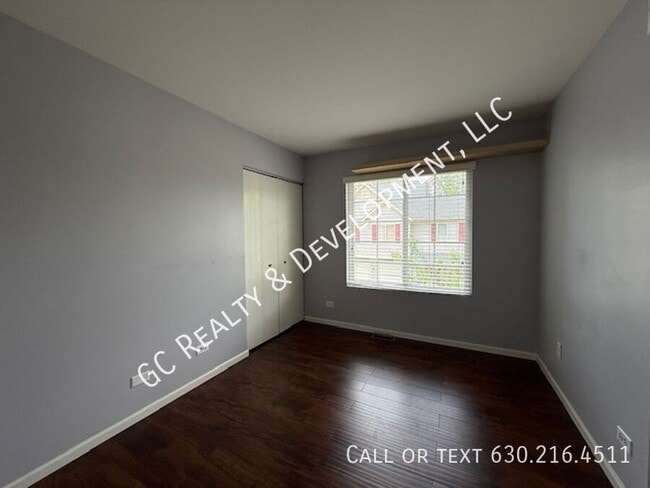 Building Photo - 308 Windsor-Unit A
