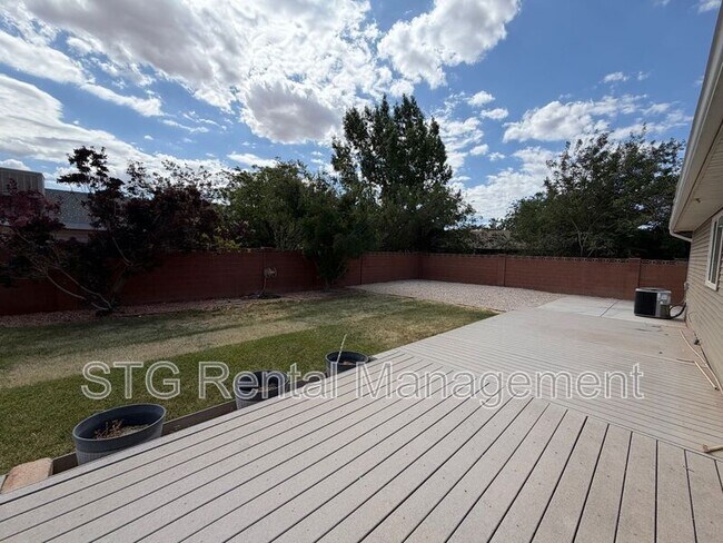 Building Photo - 135 N 350 W