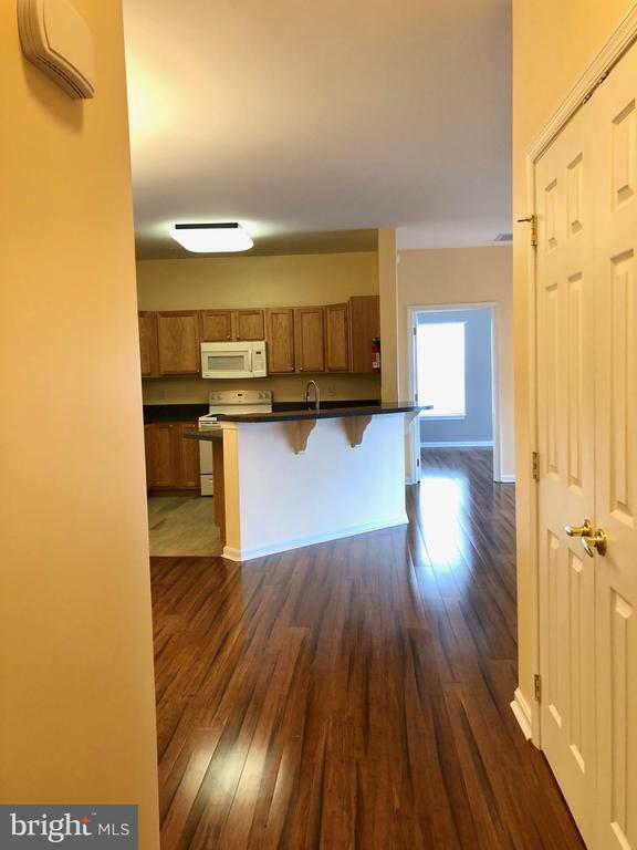 Building Photo - 4302 Fullerton Ct