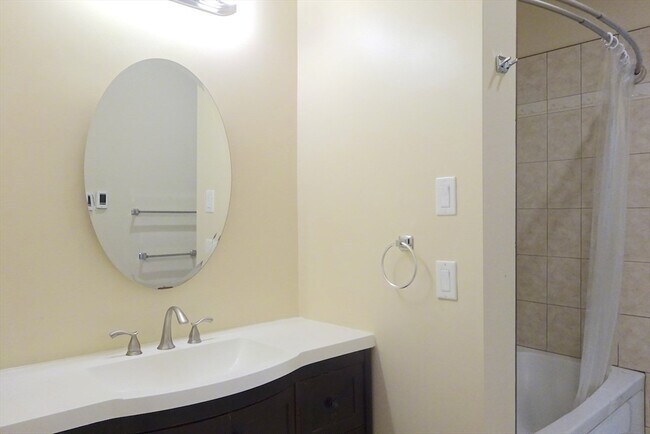 Building Photo - 473 Revere Beach Pkwy