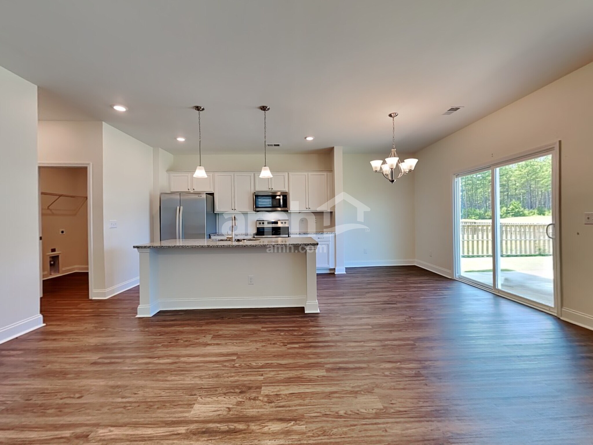 Building Photo - 314 Azore Way