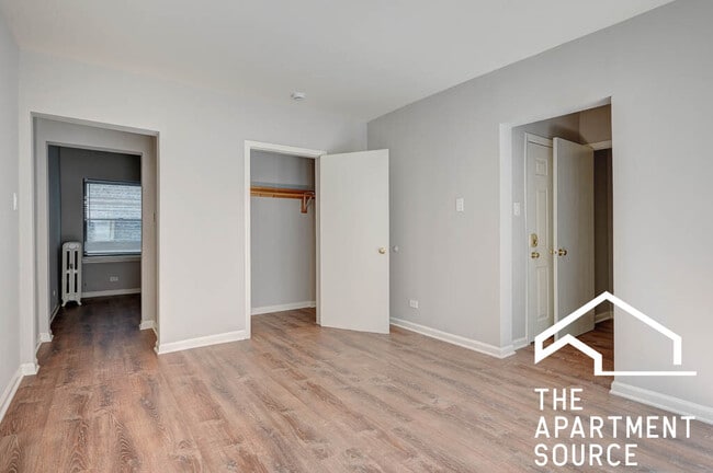 Building Photo - 5746 N Winthrop Ave