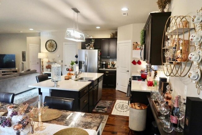 Building Photo - 15206 82nd Ave E