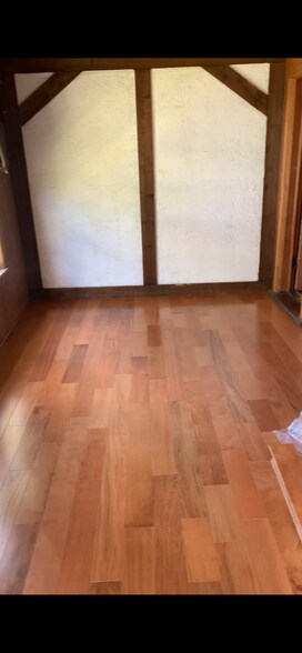 Mud room - 32A Highland St