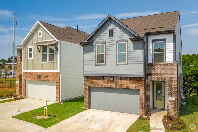 Building Photo - Echelon At Reverchon Bluffs Rental Homes