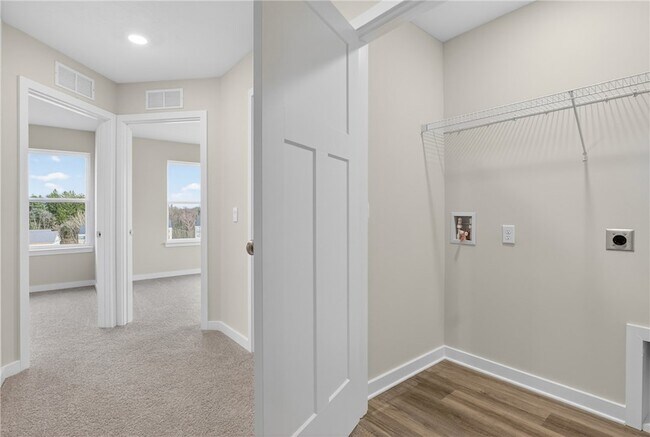 Building Photo - 704 Olivia St