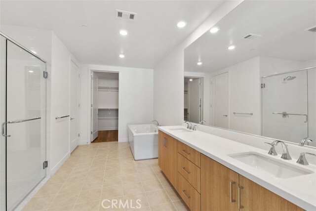 Building Photo - 1407 Rivington