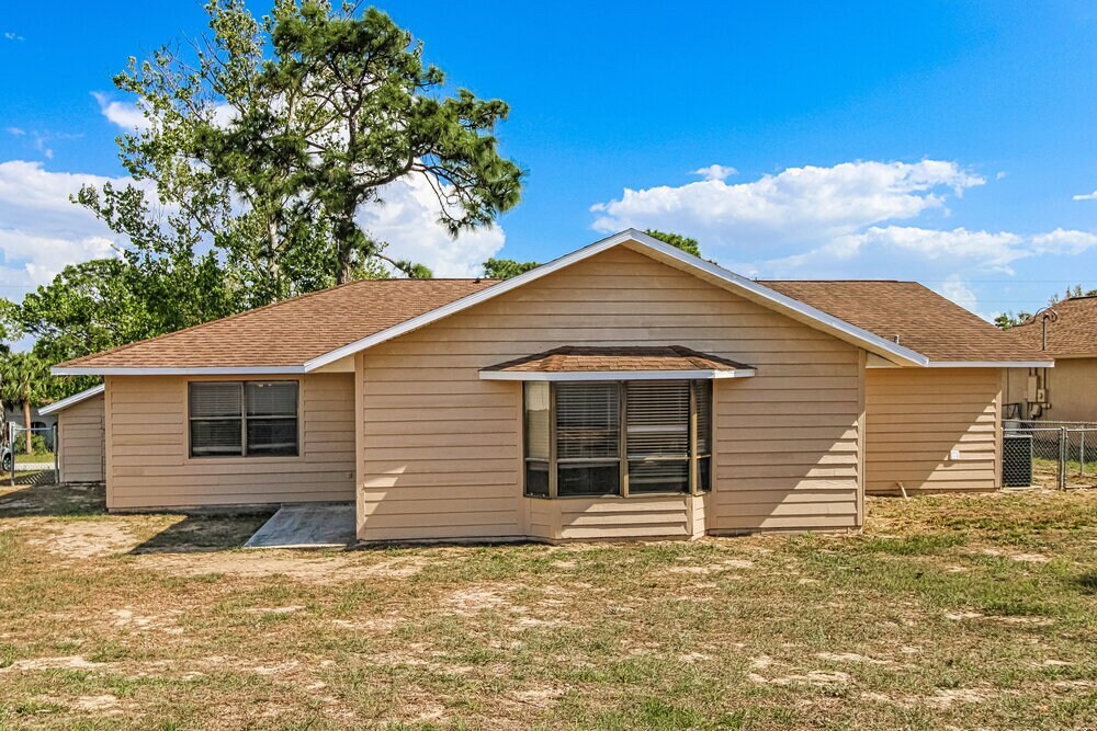 Building Photo - 11171 Heathwood Ave