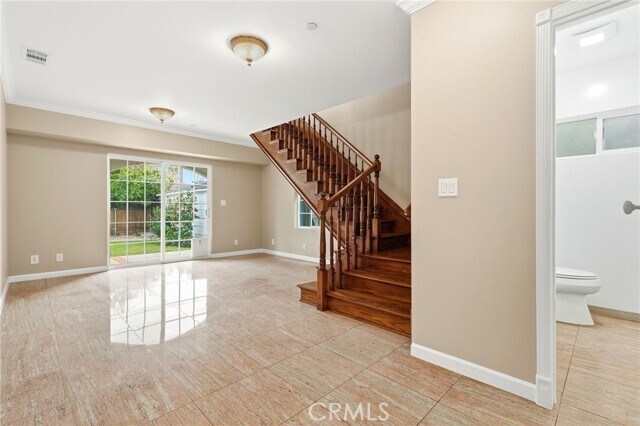 Building Photo - 216 N Catalina St