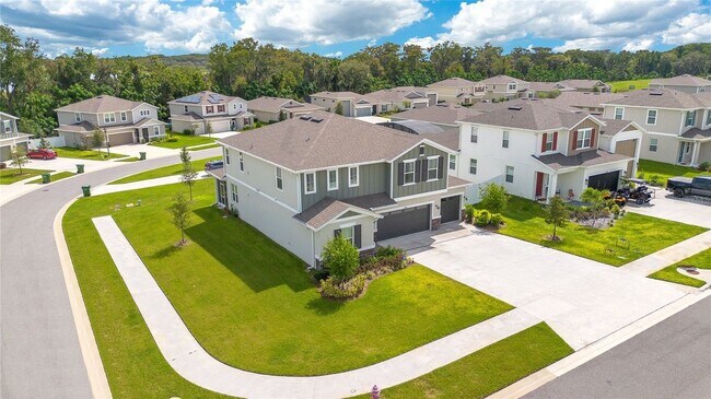 Building Photo - 31792 Broadwater Ave